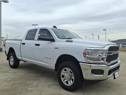 2021 RAM 2500 Tradesman Crew Cab 4x4 6'4' Box