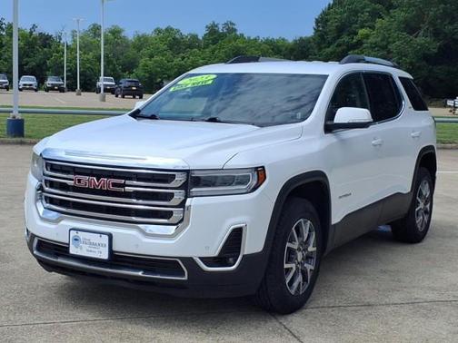 2023 GMC Acadia AWD SLT