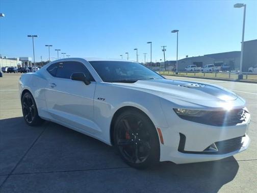 2022 Chevrolet Camaro RWD Coupe LT1