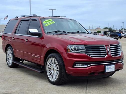 2016 Lincoln Navigator Select