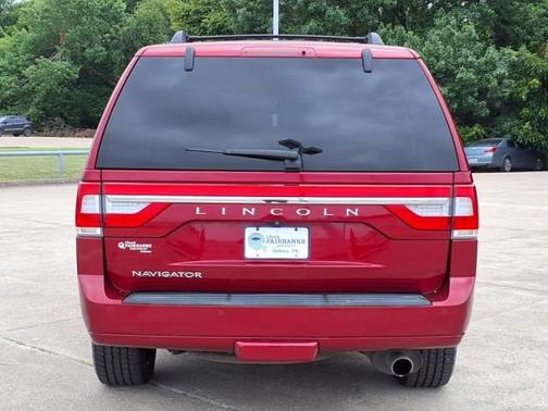 2016 Lincoln Navigator Select
