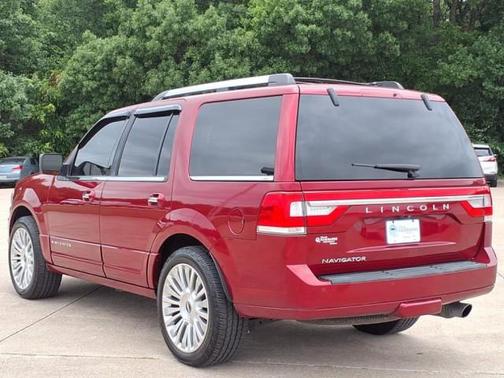 2016 Lincoln Navigator Select