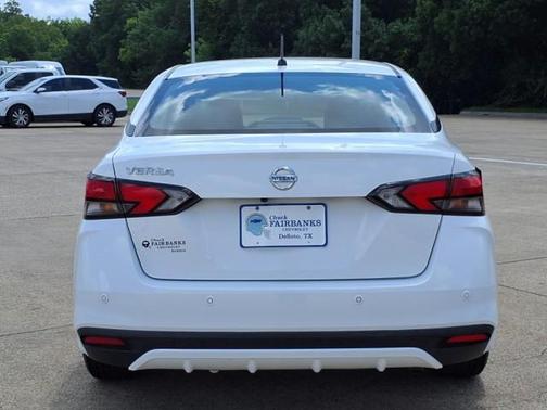 2021 Nissan Versa 1.6 S