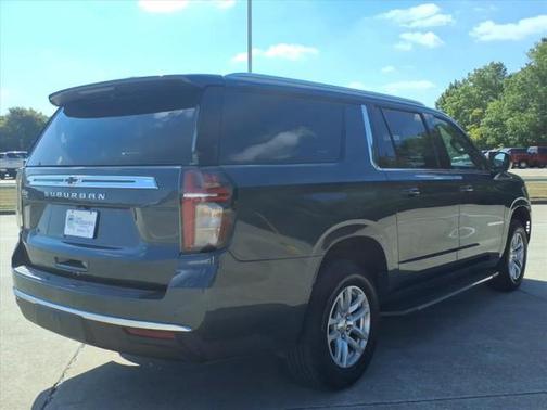 2021 Chevrolet Suburban LT