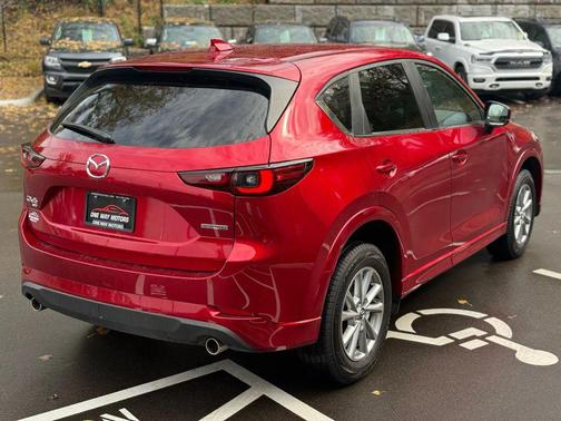 2024 Mazda CX-5 Sport