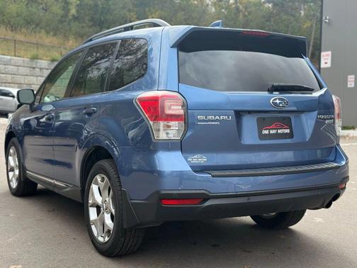 2017 Subaru Forester 2.5i Touring