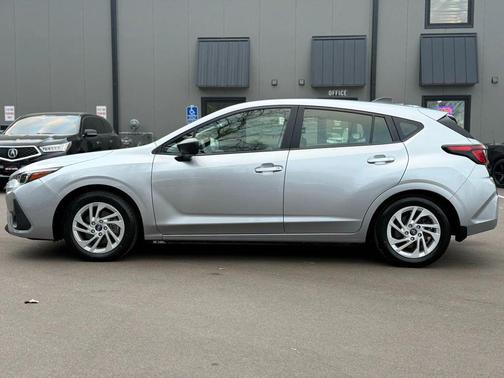 2024 Subaru Impreza Base