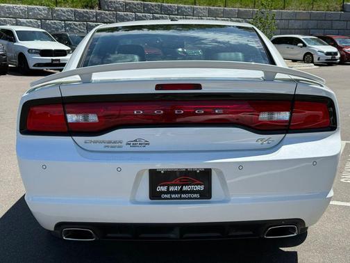 White 2014 Dodge Charger R/T