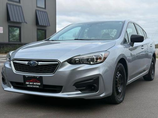 2019 Subaru Impreza 2.0i