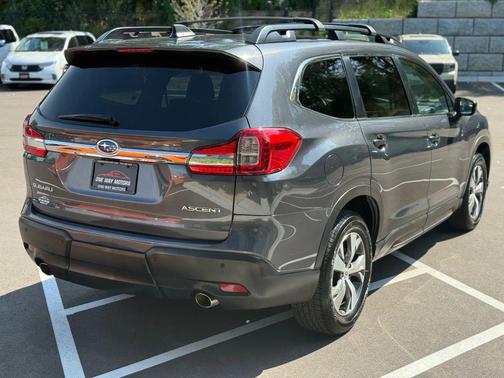 2022 Subaru Ascent Premium 8-Passenger