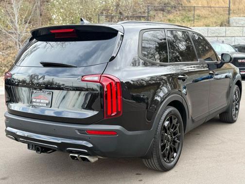 2022 Kia Telluride SX Sport Utility 4D