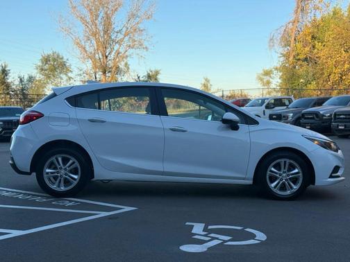 2018 Chevrolet Cruze LT