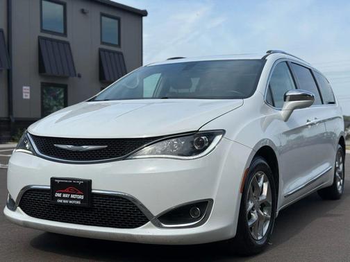 2017 Chrysler Pacifica Limited