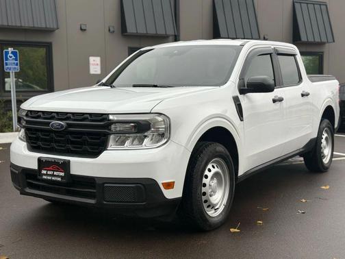2024 Ford Maverick XL