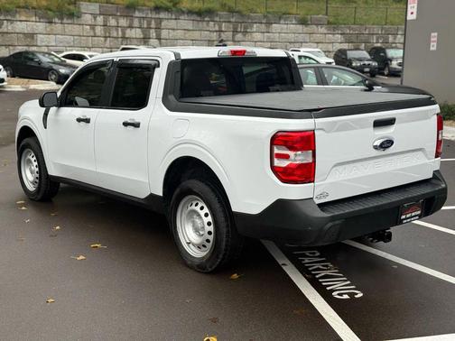 2024 Ford Maverick XL