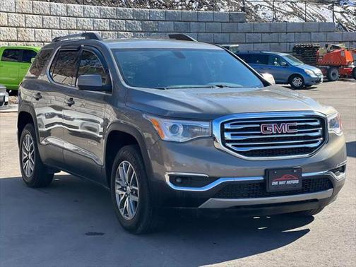 2019 GMC Acadia SLE-2