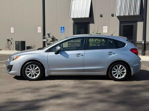 2013 Subaru Impreza 2.0i Premium