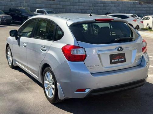 2013 Subaru Impreza 2.0i Premium