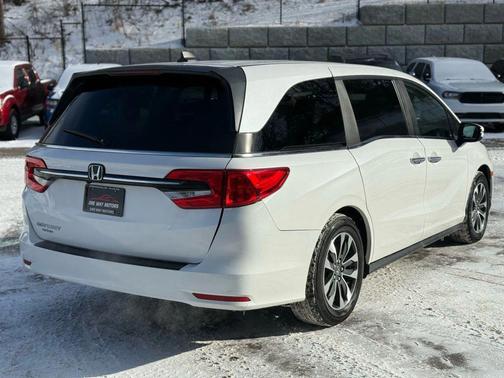 2024 Honda Odyssey EX-L Minivan 4D