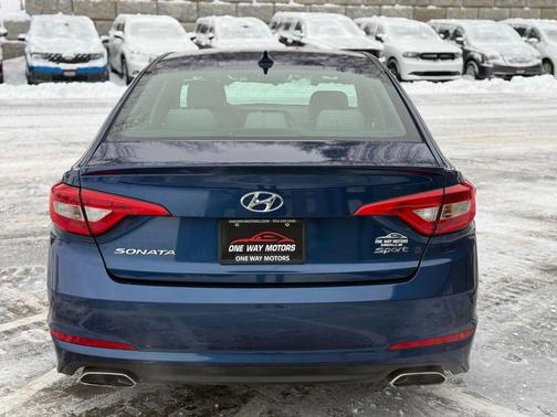 2015 Hyundai SONATA Sport