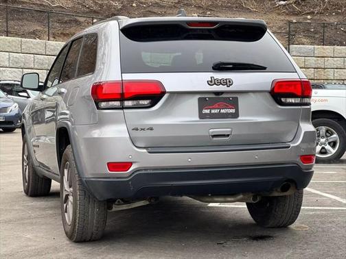 2016 Jeep Grand Cherokee Laredo