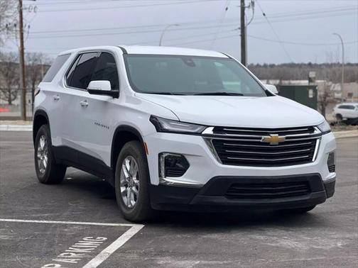 2022 Chevrolet Traverse LS