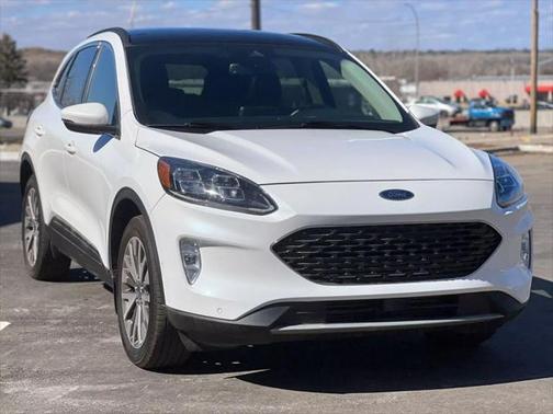 2020 Ford Escape Titanium