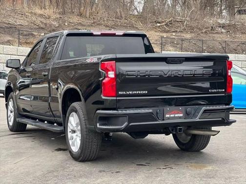 2022 Chevrolet Silverado 1500 Custom