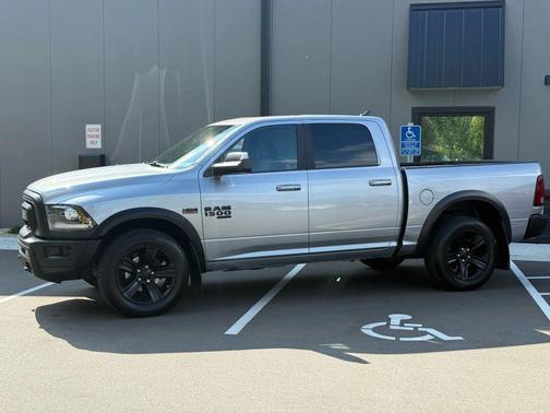 2022 RAM 1500 Classic SLT