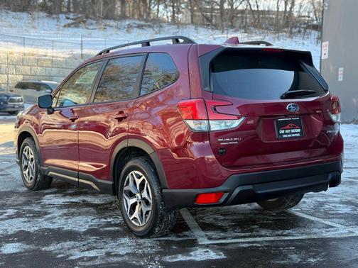 2022 Subaru Forester Sport