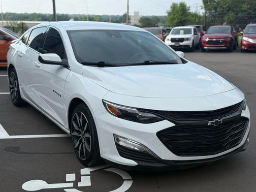 2021 Chevrolet Malibu FWD RS