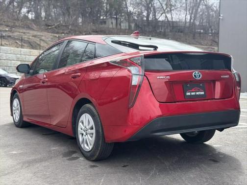 2016 Toyota Prius Two