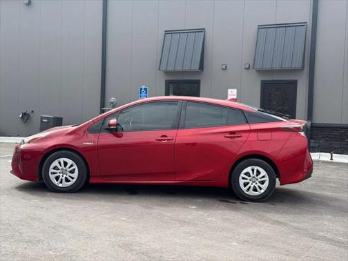 2016 Toyota Prius Two