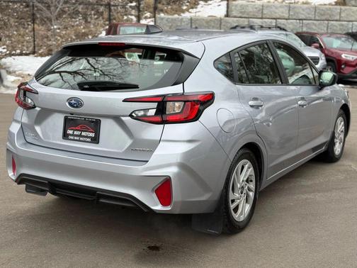 2024 Subaru Impreza Base