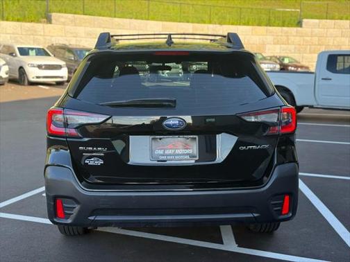 2021 Subaru Outback Base