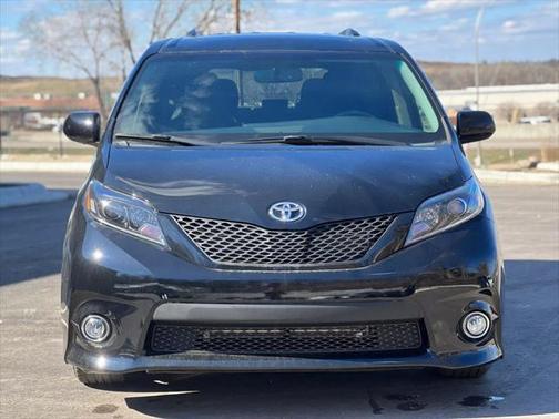 2017 Toyota Sienna SE