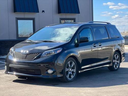 2017 Toyota Sienna SE