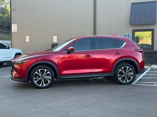 2022 Mazda CX-5 Sport