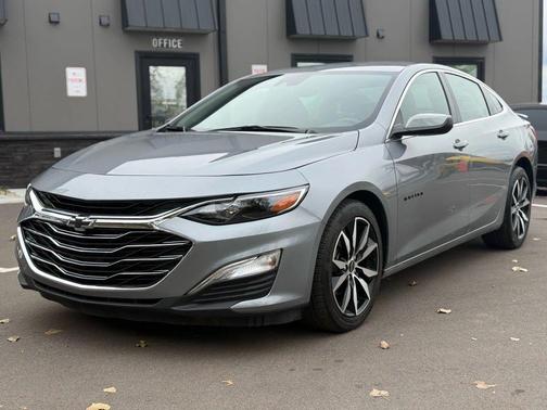 2024 Chevrolet Malibu FWD RS