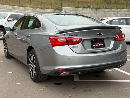 2024 Chevrolet Malibu FWD RS