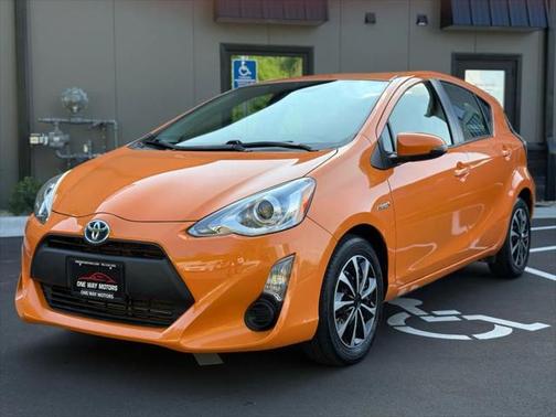 2015 Toyota Prius c One