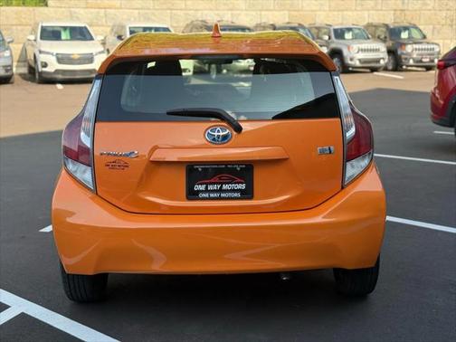 2015 Toyota Prius c One