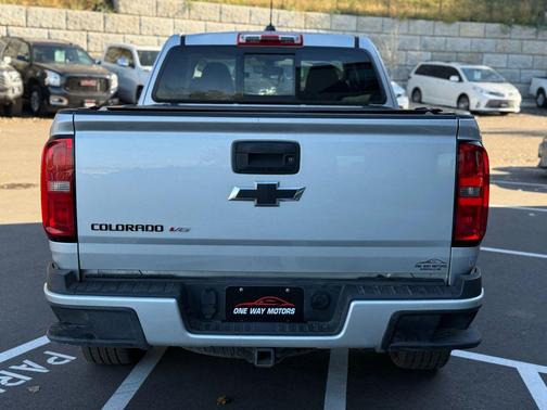 2017 Chevrolet Colorado LT