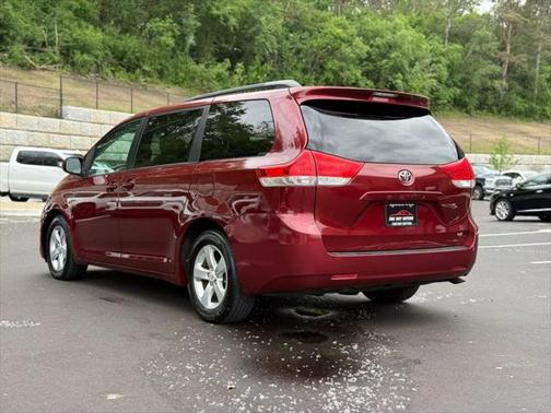 2012 Toyota Sienna LE