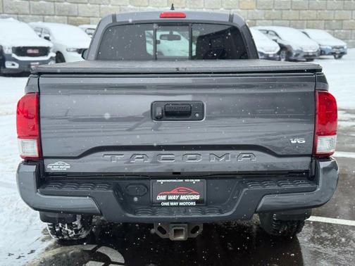 2016 Toyota Tacoma TRD Sport