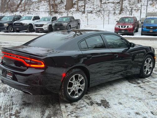 2015 Dodge Charger SXT