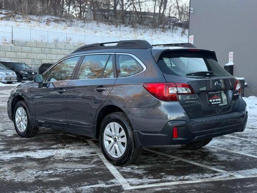 2018 Subaru Outback 2.5i