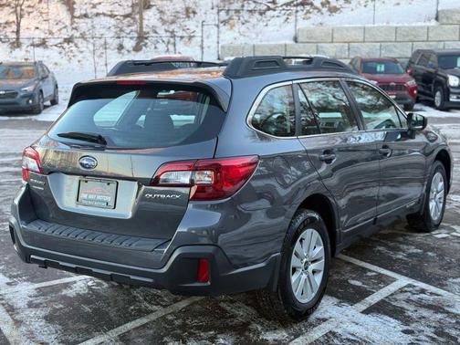 2018 Subaru Outback 2.5i