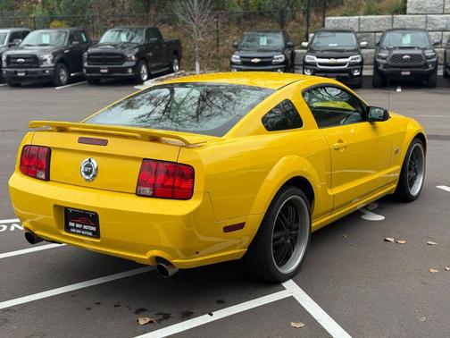 2005 Ford Mustang GT