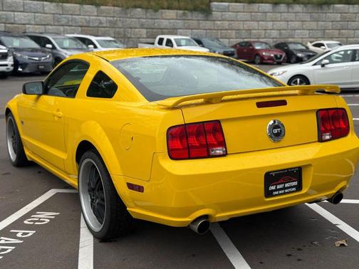 2005 Ford Mustang GT